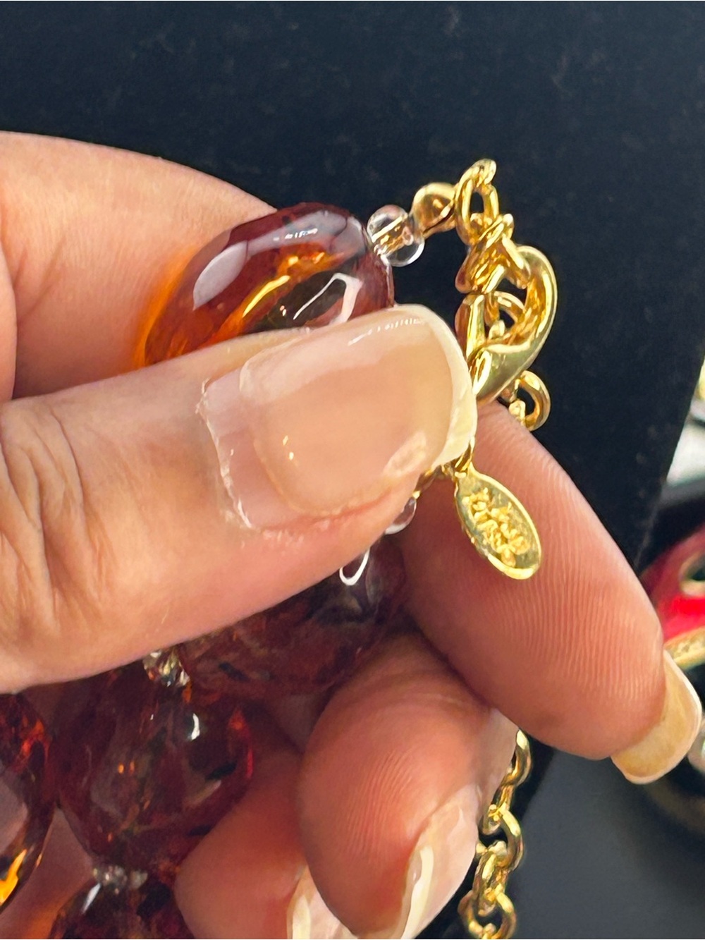 Vintage Joan Rivers Faux Amber Bead Necklace in Rich Cognac and Gold-Tone - Picture 14 of 16